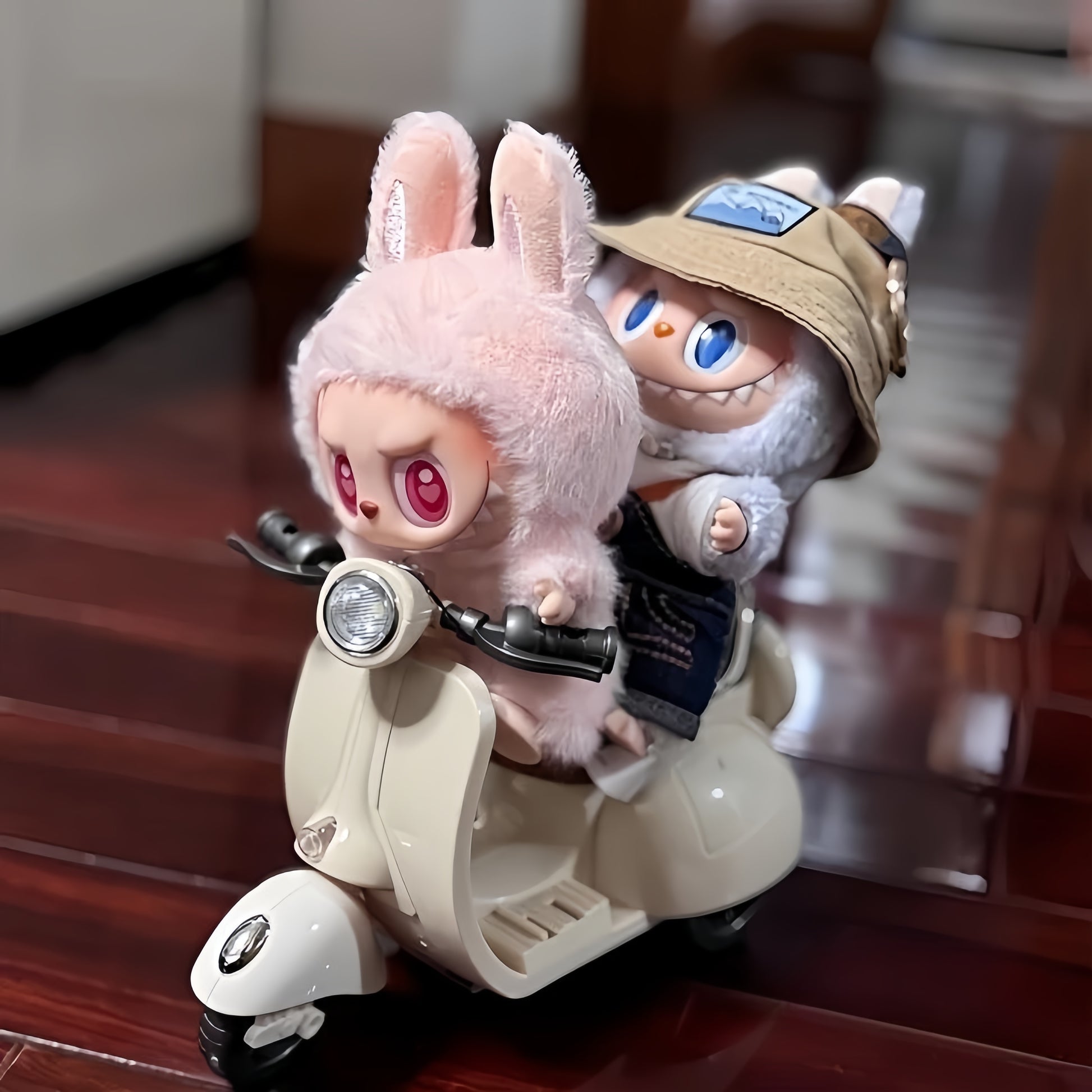 labubu  Rotating and movable stunt motorcycle with colored lights, suitable for most Labubu series