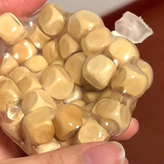 DIY handmade ball materials, wooden blocks, cubes, solid wood blocks, small wooden blocks, pine wood blocks